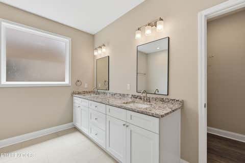 Tiny photo for 162 Crossroads Blvd, Oak Ridge, TN 37830 (MLS # 1347656)