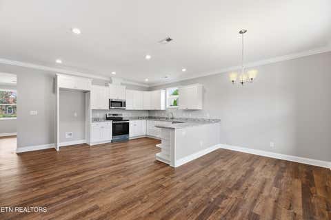 Tiny photo for 162 Crossroads Blvd, Oak Ridge, TN 37830 (MLS # 1347656)