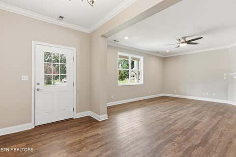 Tiny photo for 162 Crossroads Blvd, Oak Ridge, TN 37830 (MLS # 1347656)