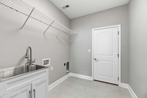 Tiny photo for 162 Crossroads Blvd, Oak Ridge, TN 37830 (MLS # 1347656)