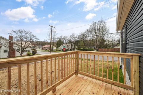 Tiny photo for 400 Park St, Athens, TN 37303 (MLS # 1332403)