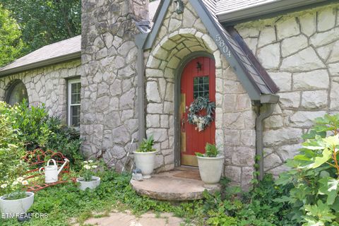 Tiny photo for 5804 Green Valley Drive, Knoxville, TN 37914 (MLS # 1305271)