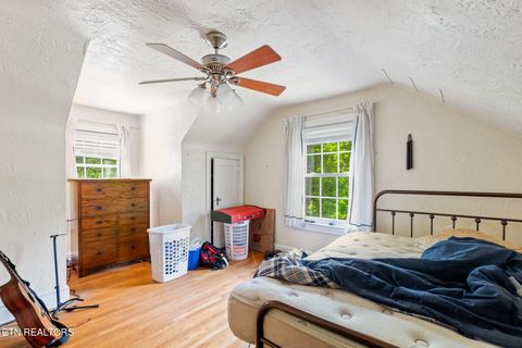 Tiny photo for 5804 Green Valley Drive, Knoxville, TN 37914 (MLS # 1305271)