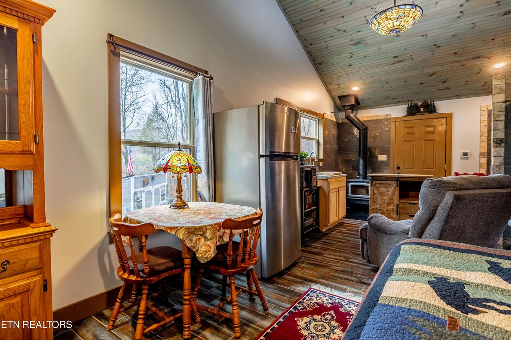 Photo of 5909 Old Walland Hwy, Walland, TN 37886 (MLS # 1323250)