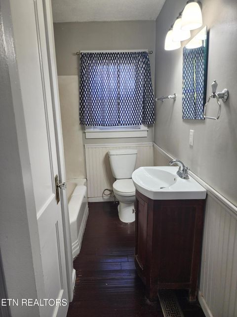 Tiny photo for 5724 Woodale Drive, Knoxville, TN 37912 (MLS # 1323113)