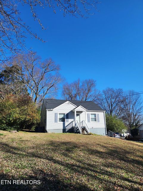 Tiny photo for 5724 Woodale Drive, Knoxville, TN 37912 (MLS # 1323113)