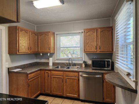 Tiny photo for 5724 Woodale Drive, Knoxville, TN 37912 (MLS # 1323113)