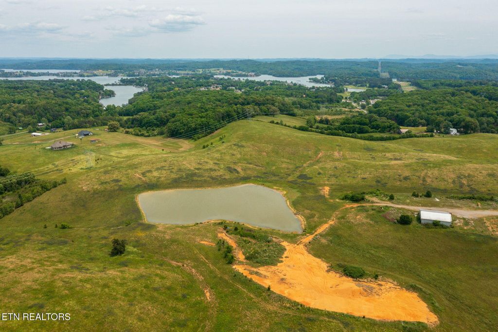 Photo of 4 Davis Ferry Rd RD, Loudon, TN 37774 (MLS # 1339783)