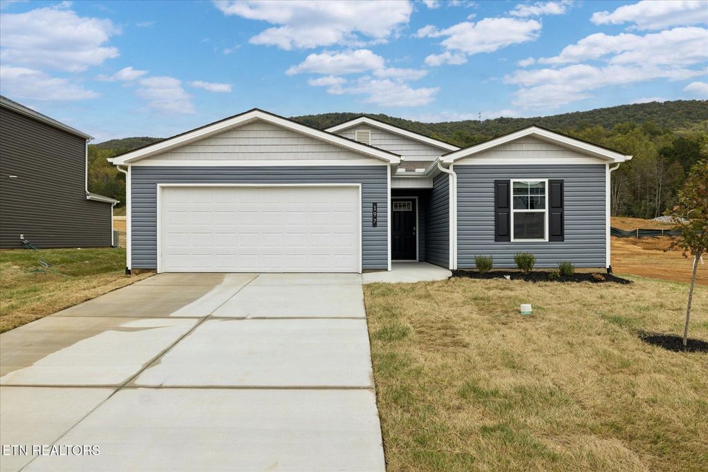 Photo of 197 N Rolling Meadows Drive Ln, Harriman, TN 37748 (MLS # 1309236)