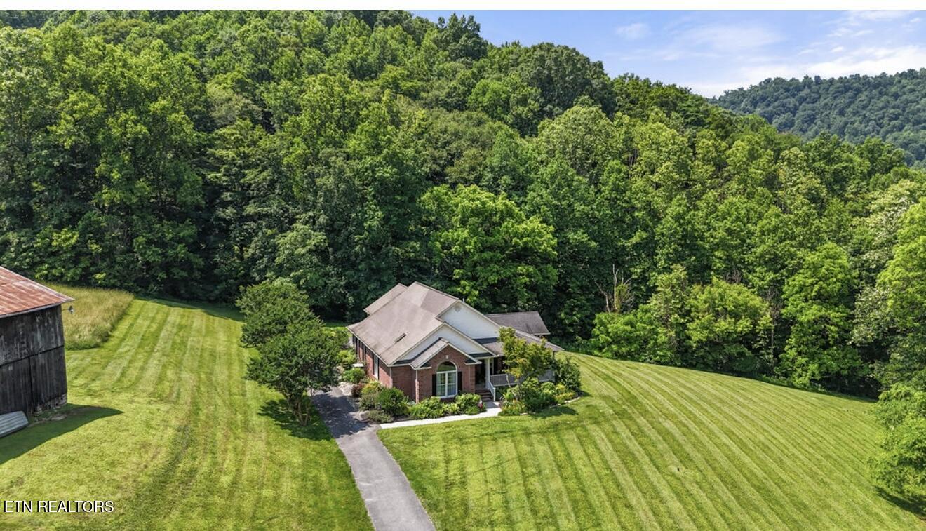 4151 CAVE SPRINGS Rd