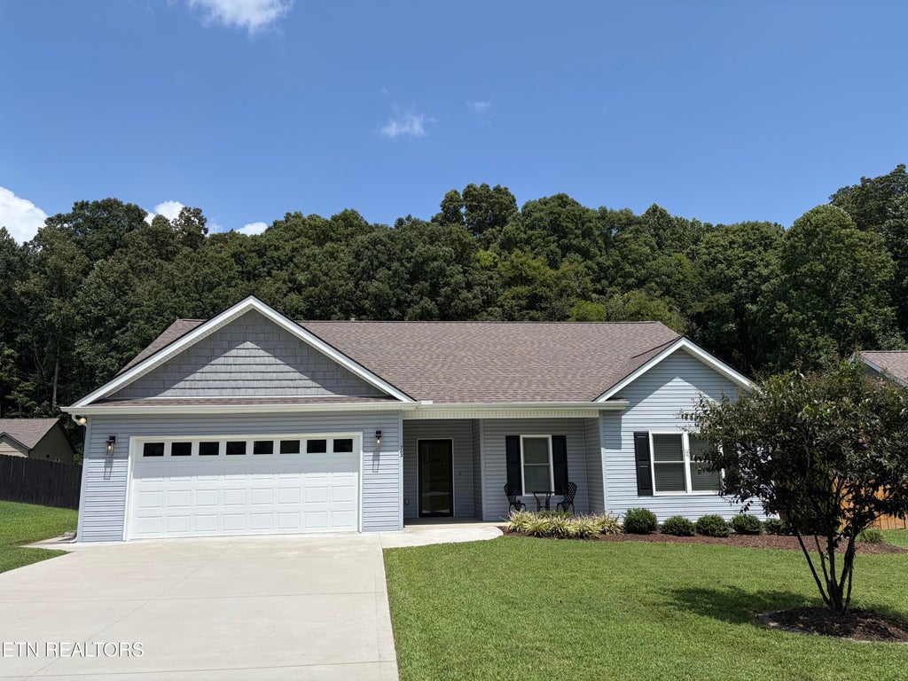 Photo of 762 Hillvale Rd, Andersonville, TN 37705 (MLS # 1346322)