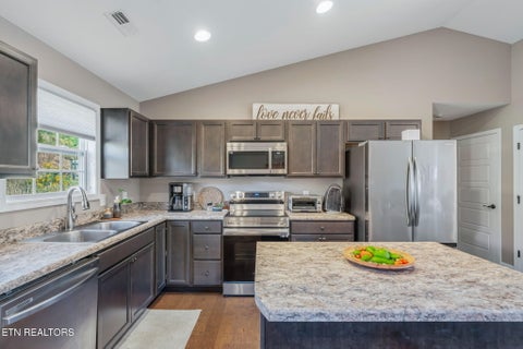 Tiny photo for 5519 Berkley Landing Lane, Knoxville, TN 37918 (MLS # 1357409)