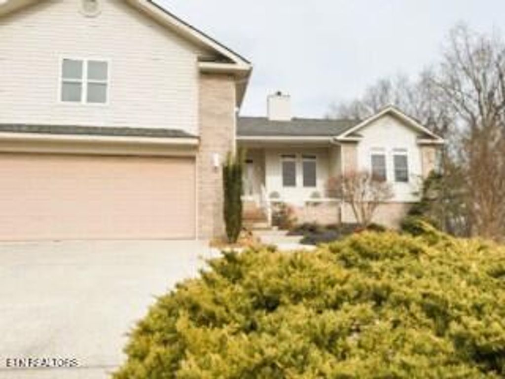 Photo of 357 Snead Drive, Crossville, TN 38558 (MLS # 1328692)