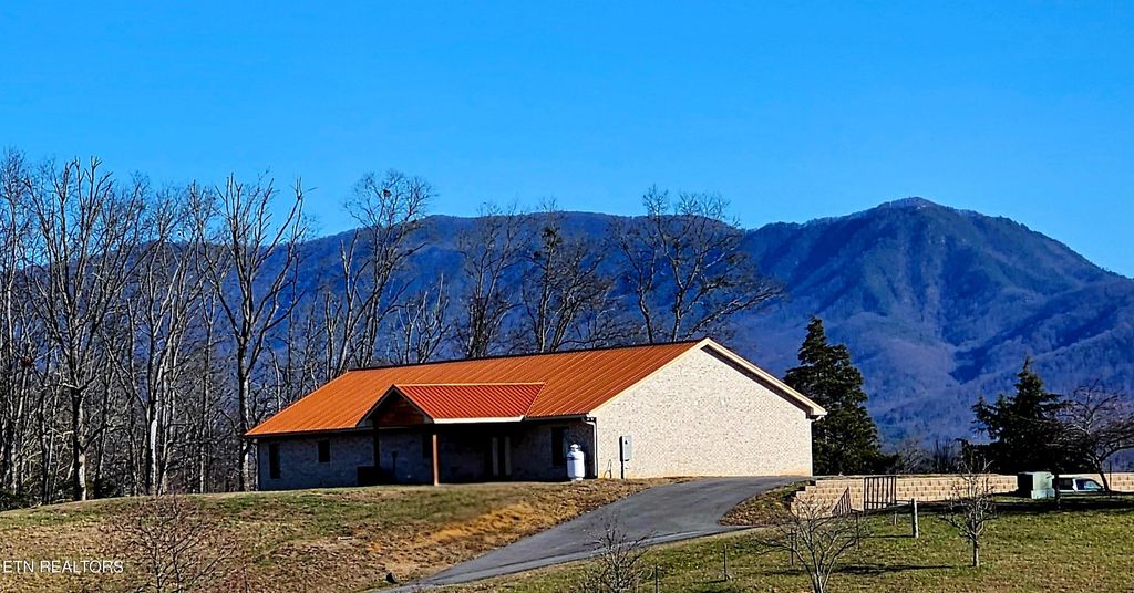 Photo of 3101 Amanda View Way, Sevierville, TN 37876 (MLS # 1324386)