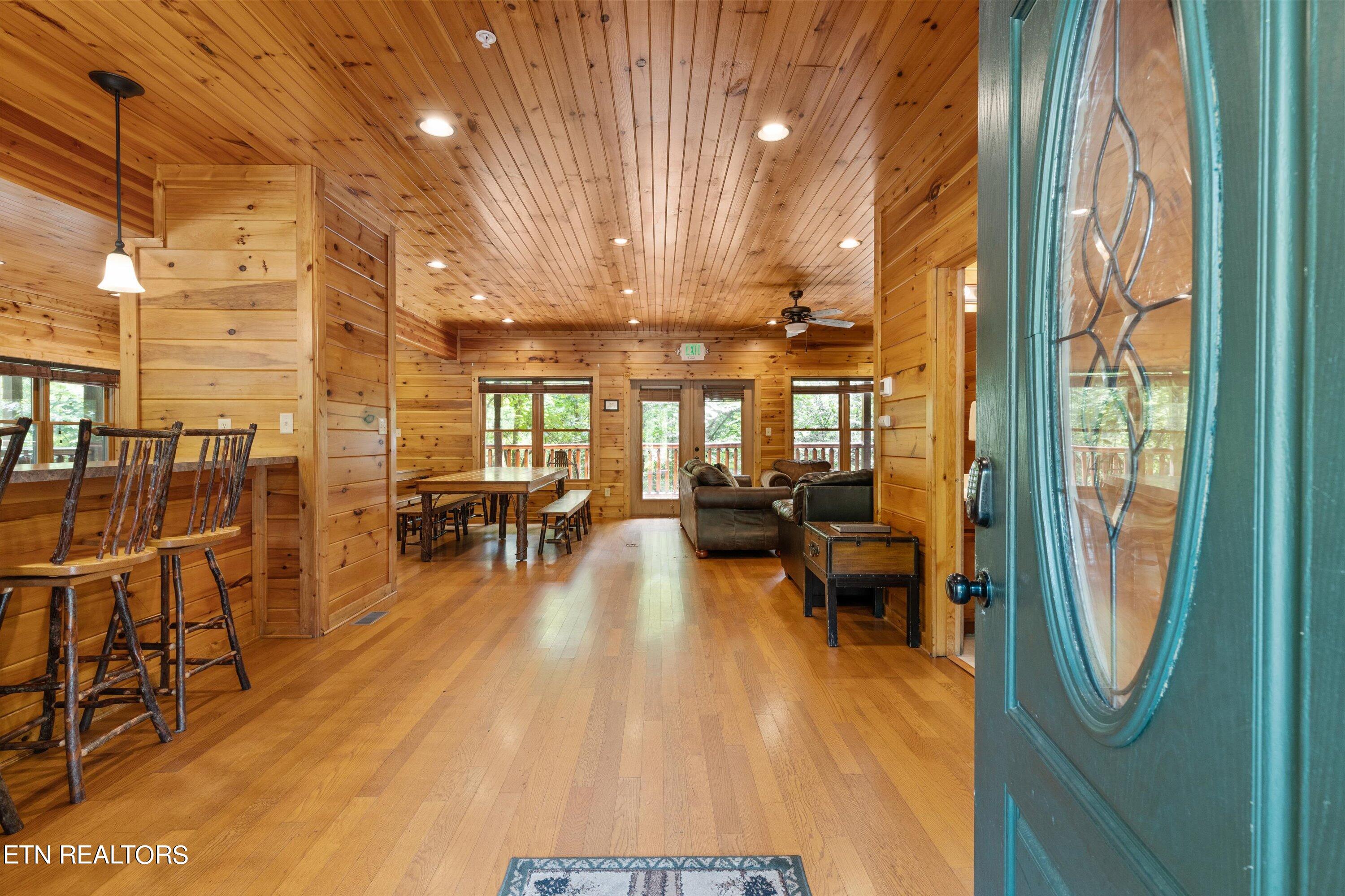 204 Dogwood Point Way
