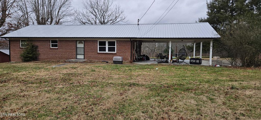 Photo of 181 Camp Ridge Rd, LaFollette, TN 37766 (MLS # 1326966)