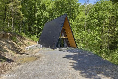 Tiny photo for 1096 U.S. 25E, Newport, TN 37821 (MLS # 1337705)