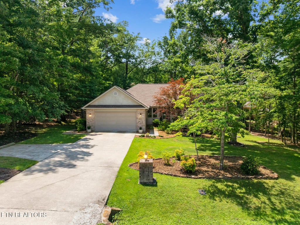 Photo of 125 Markham Lane, Crossville, TN 38558 (MLS # 1348662)