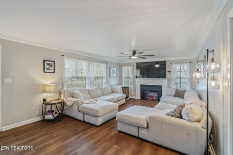 Tiny photo for 509 Williams Street St, Sweetwater, TN 37874 (MLS # 1319634)