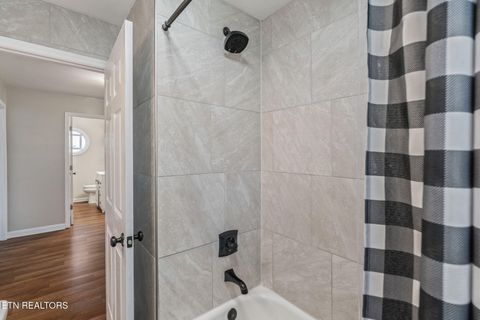 Tiny photo for 509 Williams Street St, Sweetwater, TN 37874 (MLS # 1319634)