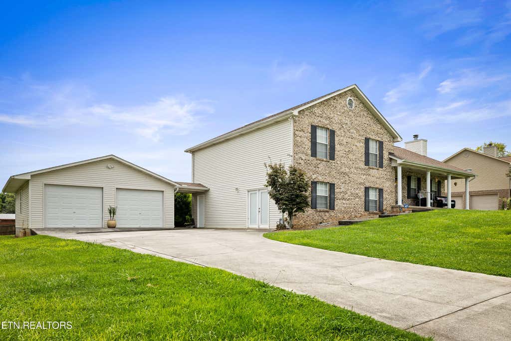 Photo of 5748 Quail Run Drive, Maryville, TN 37804 (MLS # 1349825)