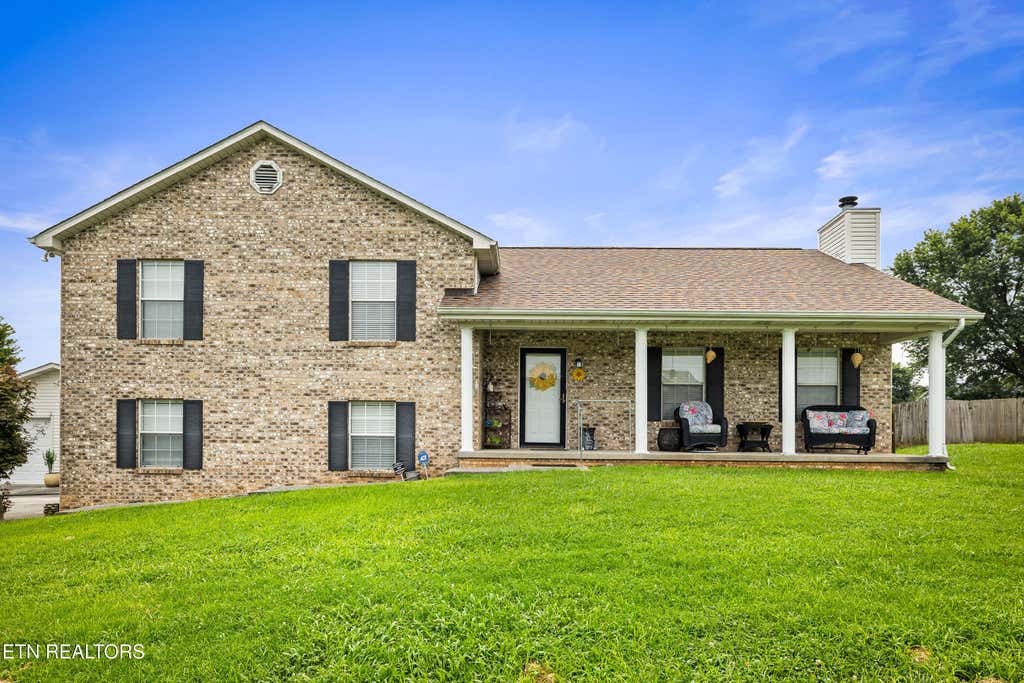 Photo of 5748 Quail Run Drive, Maryville, TN 37804 (MLS # 1349825)