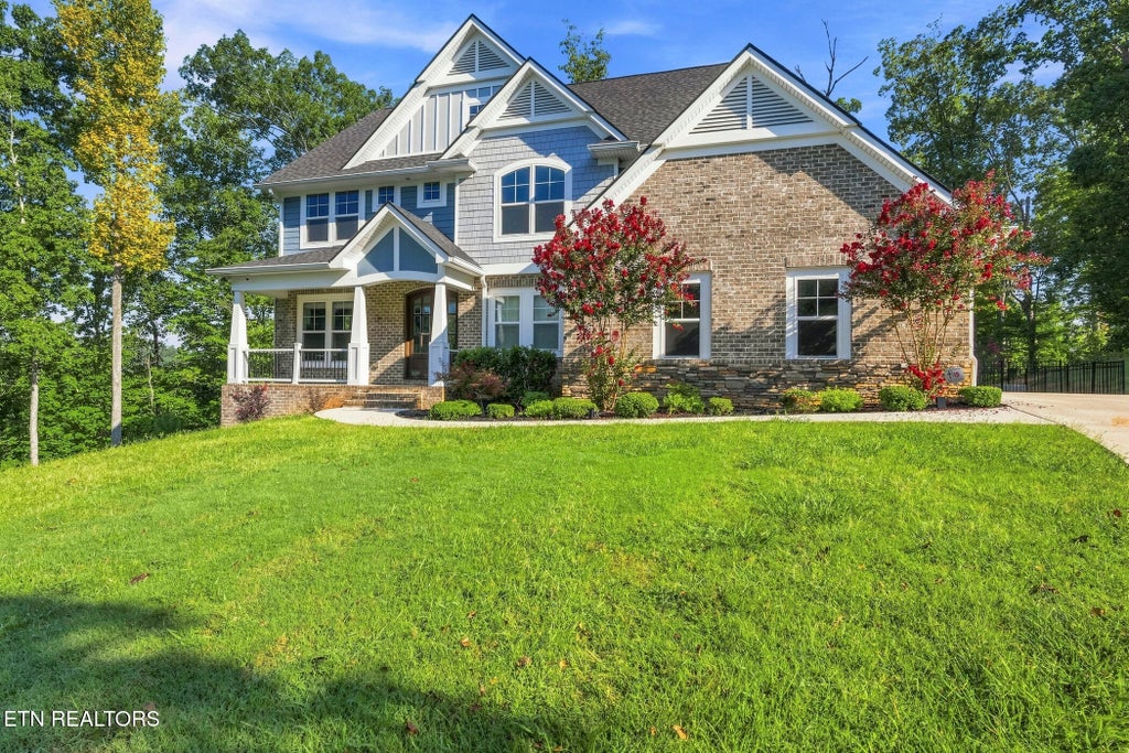 Photo of 295 Wedgewood Drive, Lenoir City, TN 37772 (MLS # 1354283)