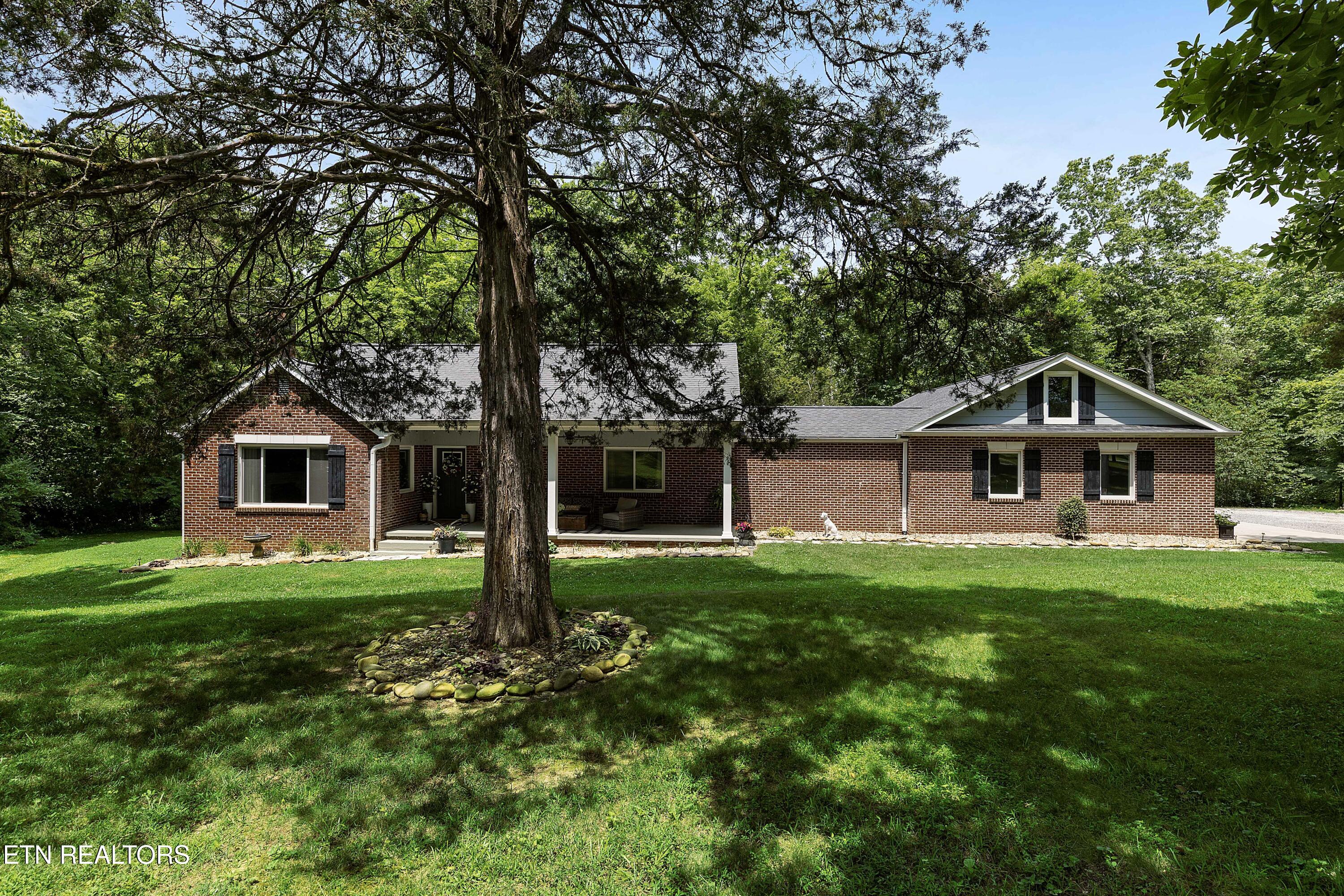 8405 Washington Pike