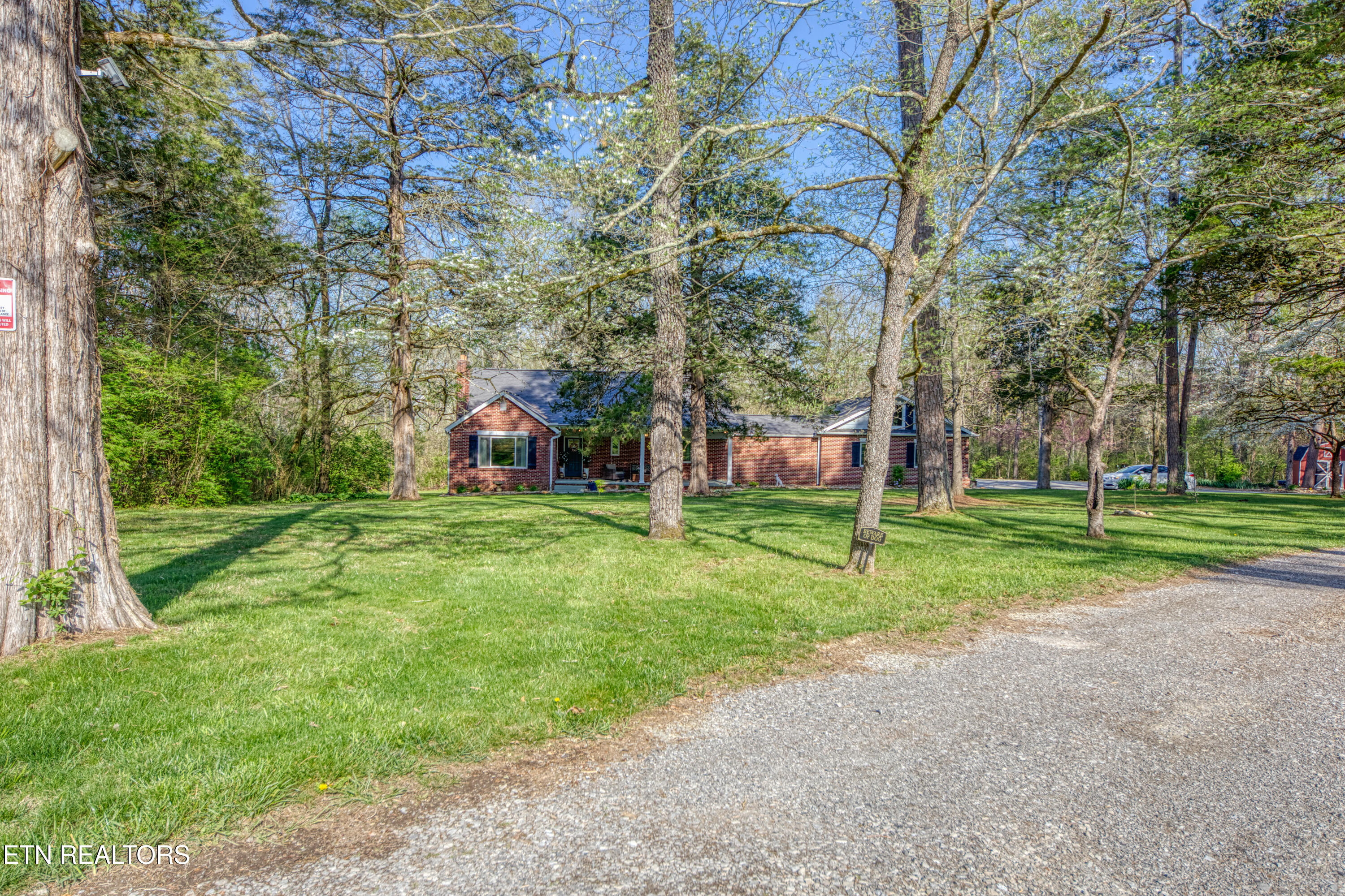 8405 Washington Pike