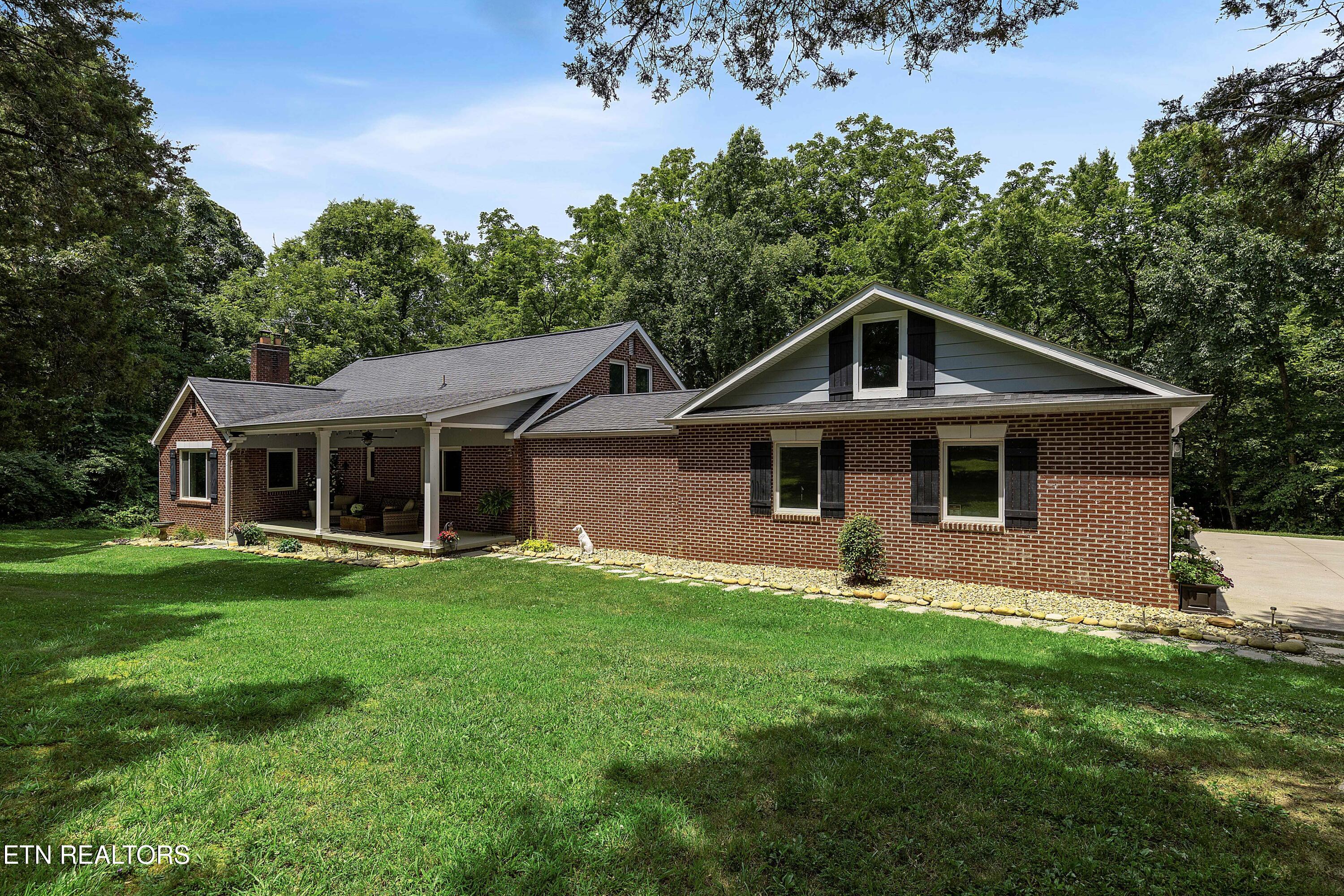 8405 Washington Pike
