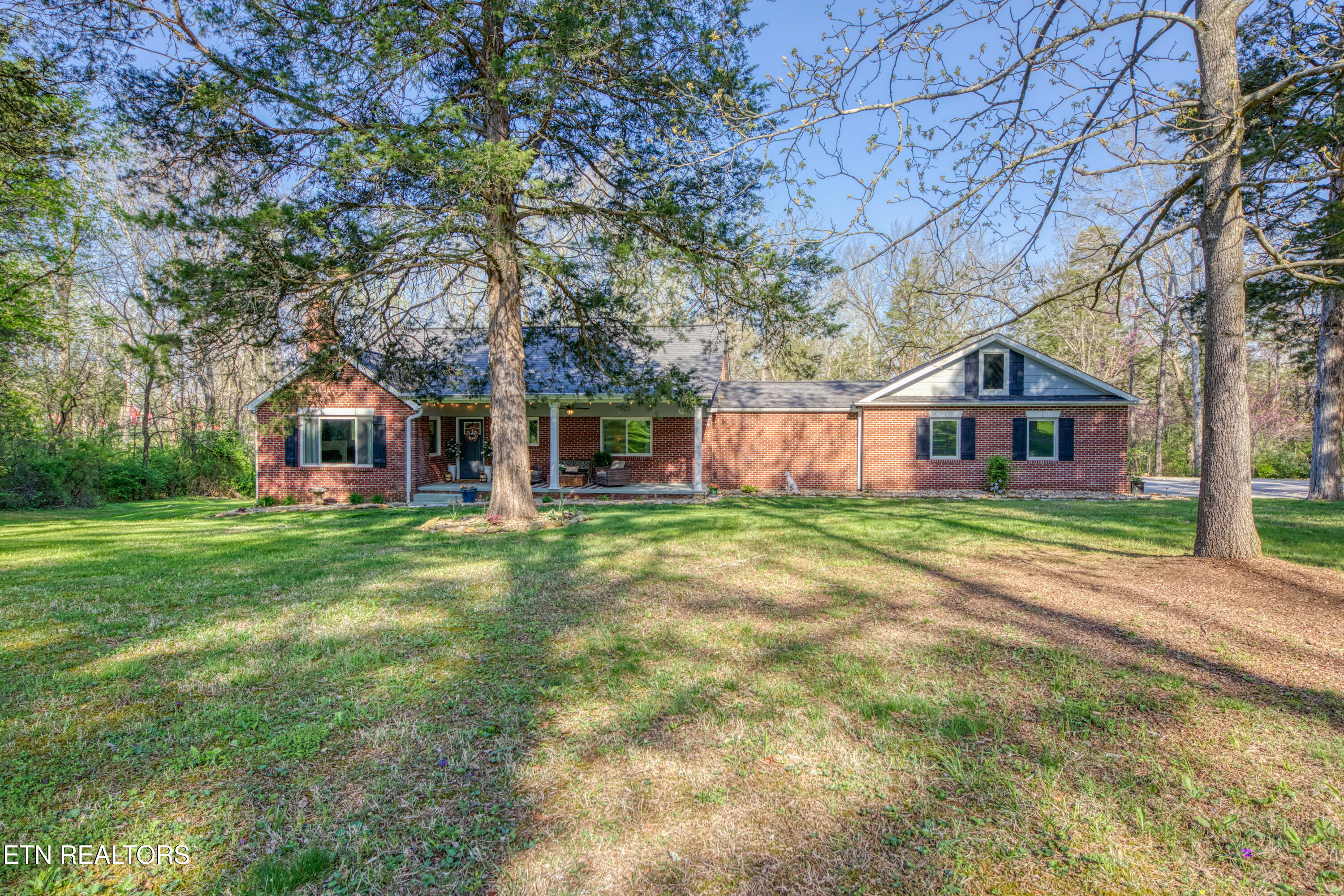 8405 Washington Pike