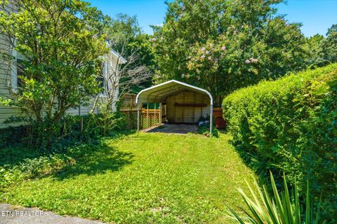 Tiny photo for 907 W 2Nd Ave, Lenoir City, TN 37771 (MLS # 1347926)