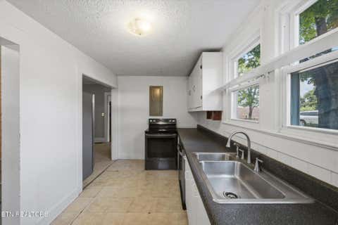 Tiny photo for 907 W 2Nd Ave, Lenoir City, TN 37771 (MLS # 1347926)