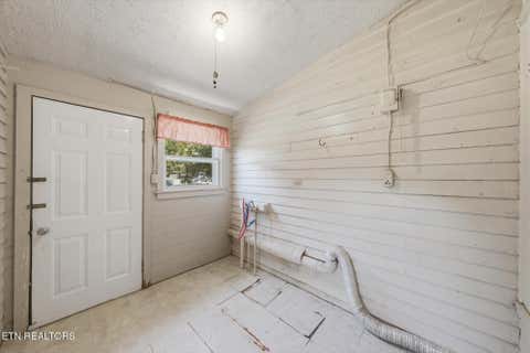 Tiny photo for 907 W 2Nd Ave, Lenoir City, TN 37771 (MLS # 1347926)