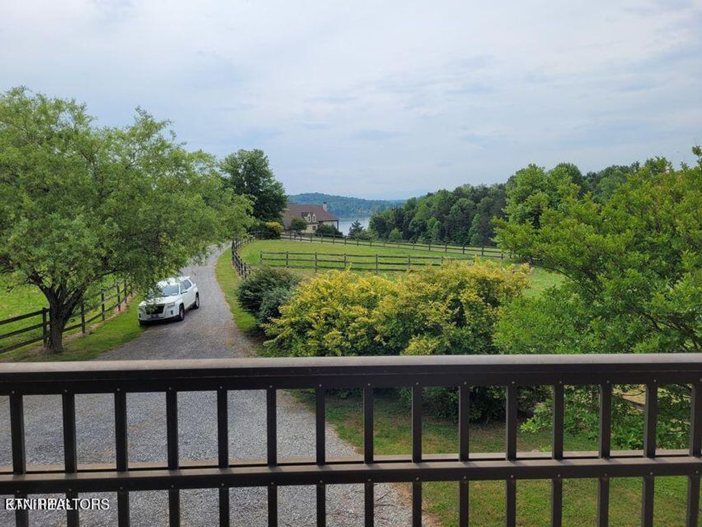 Photo of 3827 Attley Drive, Louisville, TN 37777 (MLS # 1327228)