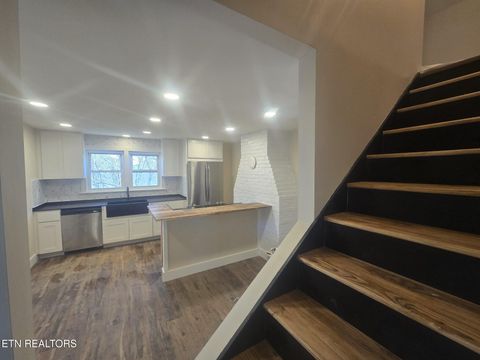 Photo of 208 Mountain Rd, Luttrell, TN 37779 (MLS # 1329365)