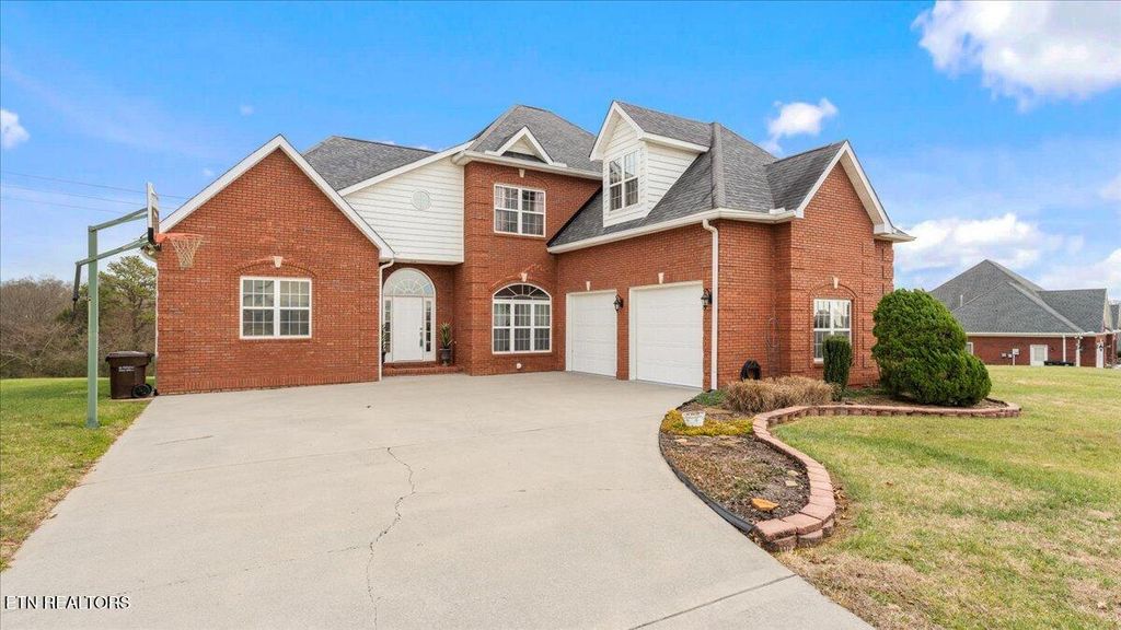 Photo of 311 Cheyenne Blvd, Lenoir City, TN 37772 (MLS # 1324322)