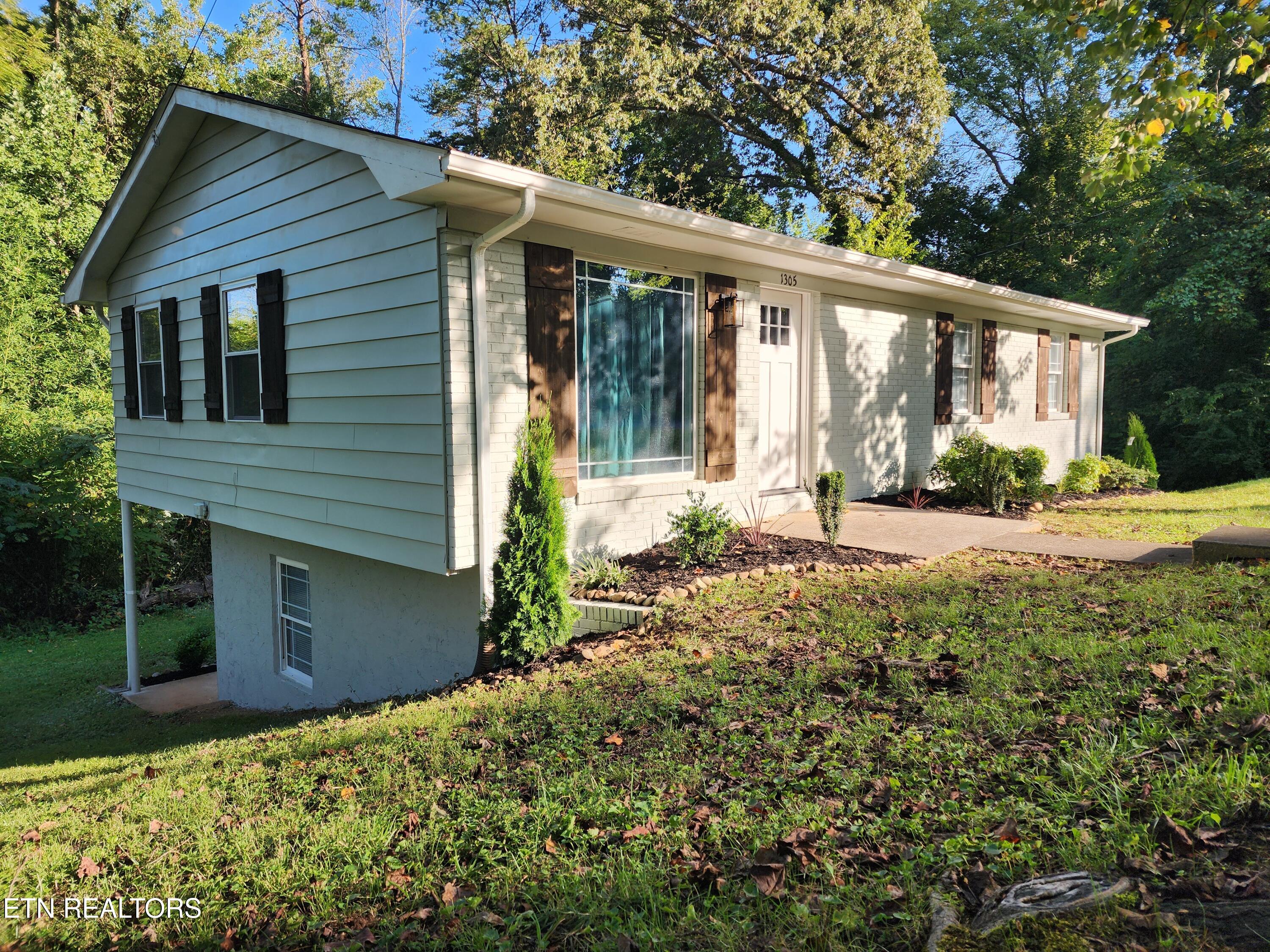 1305 Topside View Drive