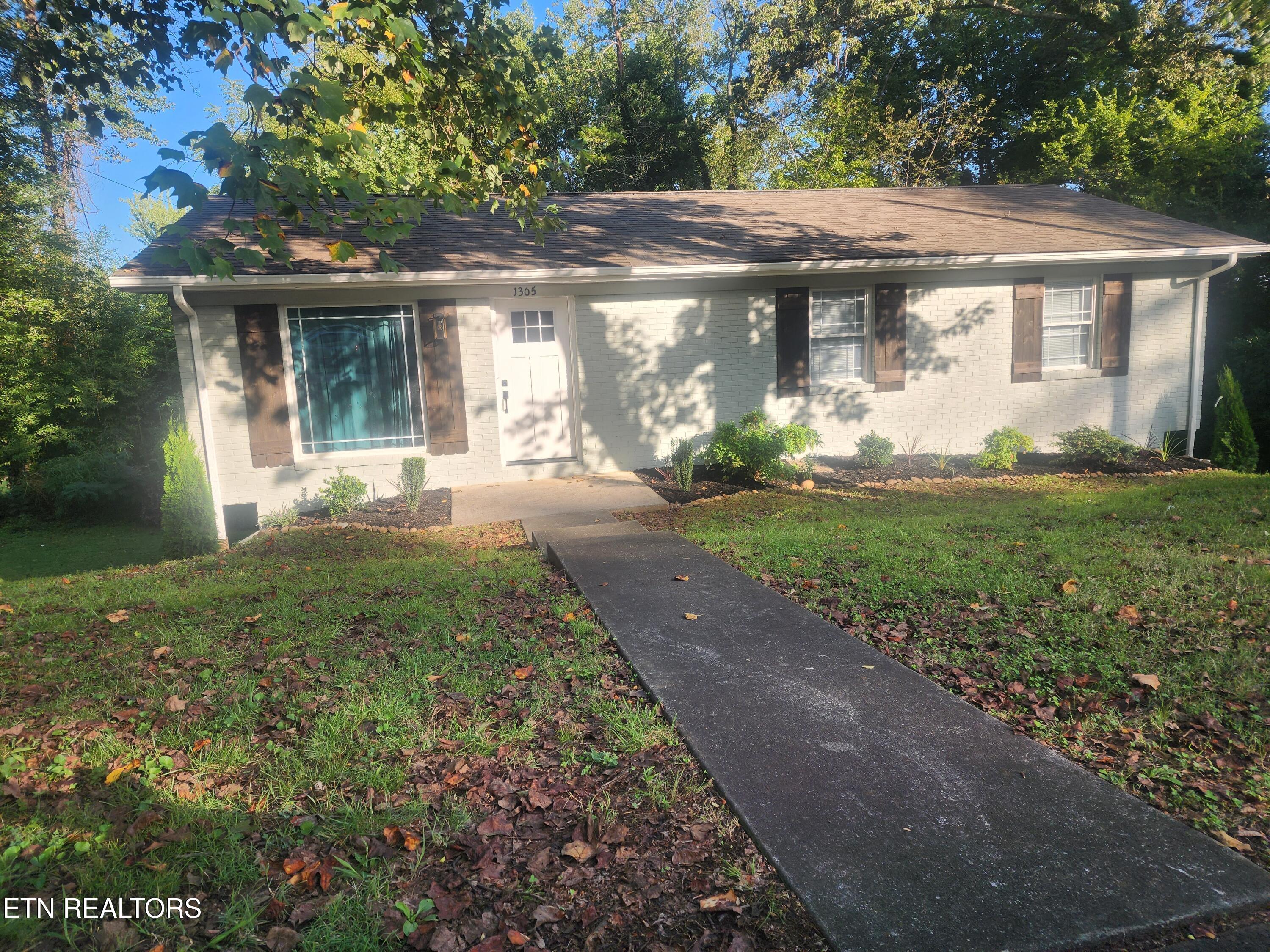 1305 Topside View Drive