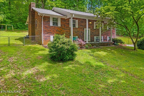 Tiny photo for 545 Edgewood Drive, Sweetwater, TN 37874 (MLS # 1359621)