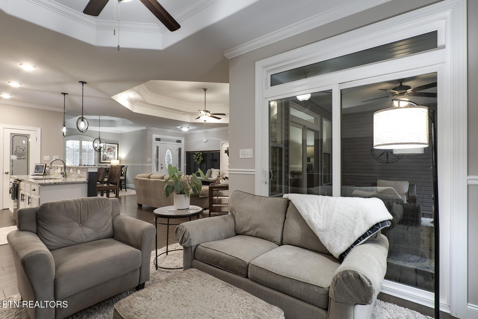 Loudon, Tennessee 37774, United States, 3 Bedrooms Bedrooms, ,3 BathroomsBathrooms,Residential,Pending,3551