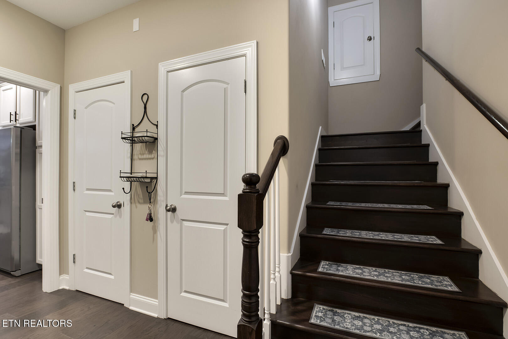 Loudon, Tennessee 37774, United States, 3 Bedrooms Bedrooms, ,3 BathroomsBathrooms,Residential,Pending,3551