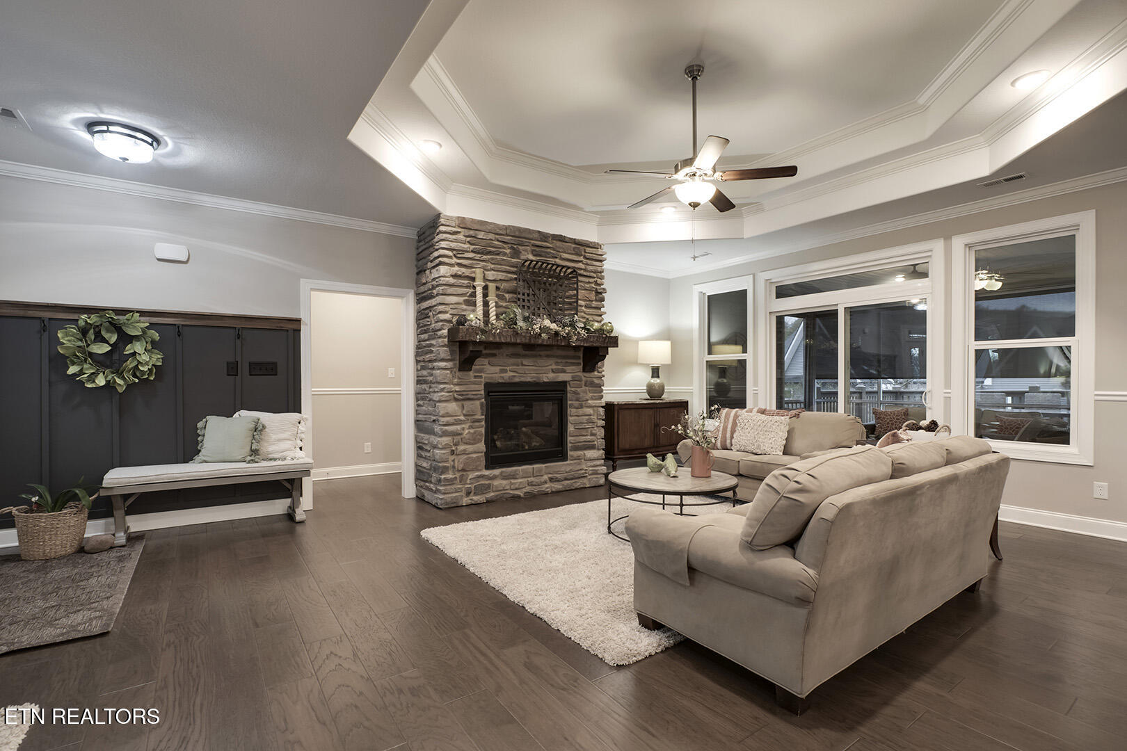 Loudon, Tennessee 37774, United States, 3 Bedrooms Bedrooms, ,3 BathroomsBathrooms,Residential,Pending,3551