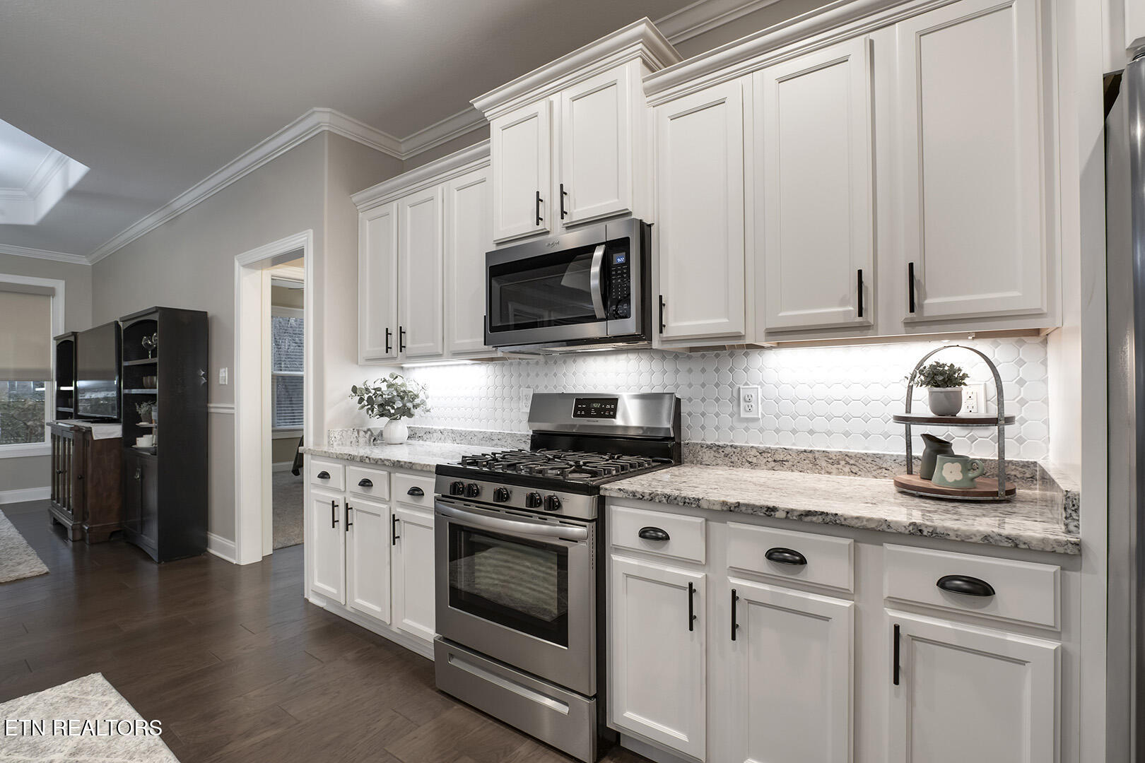 Loudon, Tennessee 37774, United States, 3 Bedrooms Bedrooms, ,3 BathroomsBathrooms,Residential,Pending,3551