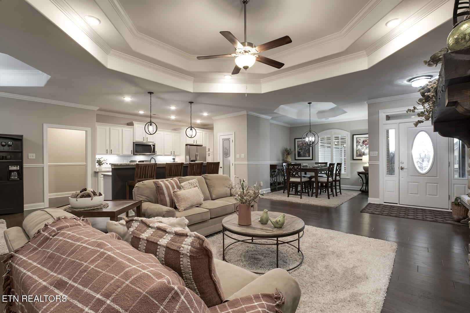 Loudon, Tennessee 37774, United States, 3 Bedrooms Bedrooms, ,3 BathroomsBathrooms,Residential,Pending,3551