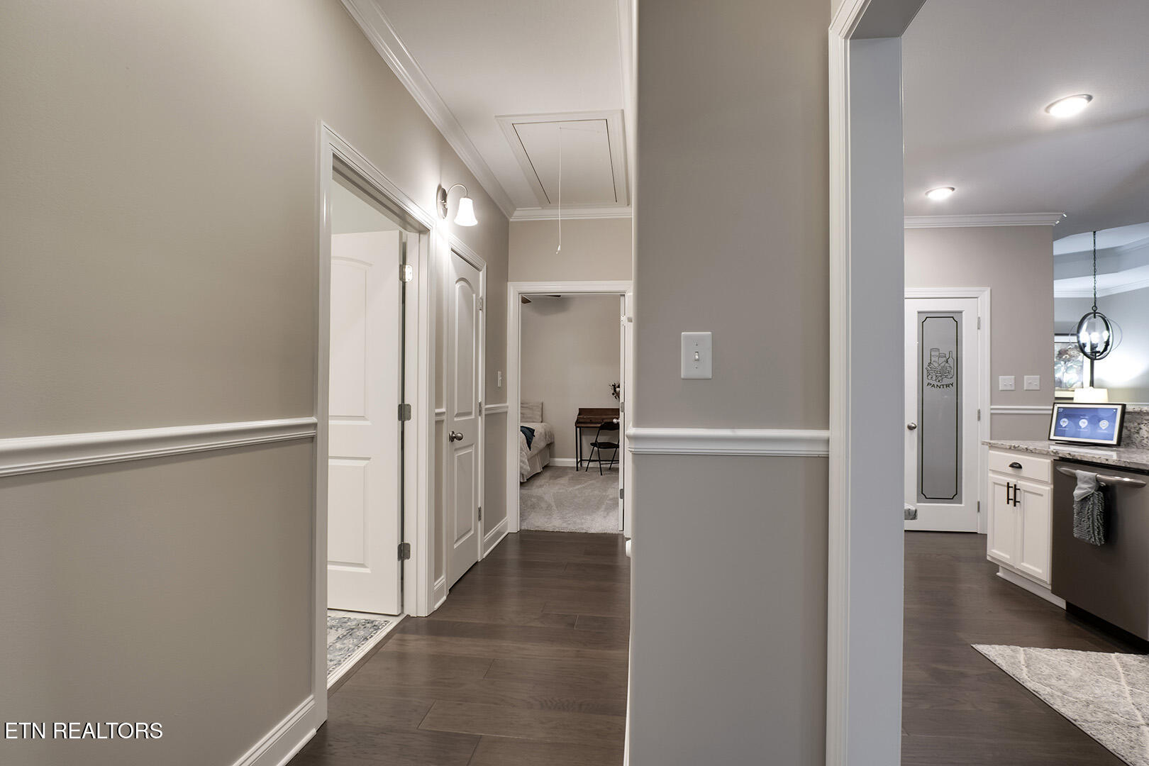 Loudon, Tennessee 37774, United States, 3 Bedrooms Bedrooms, ,3 BathroomsBathrooms,Residential,Pending,3551