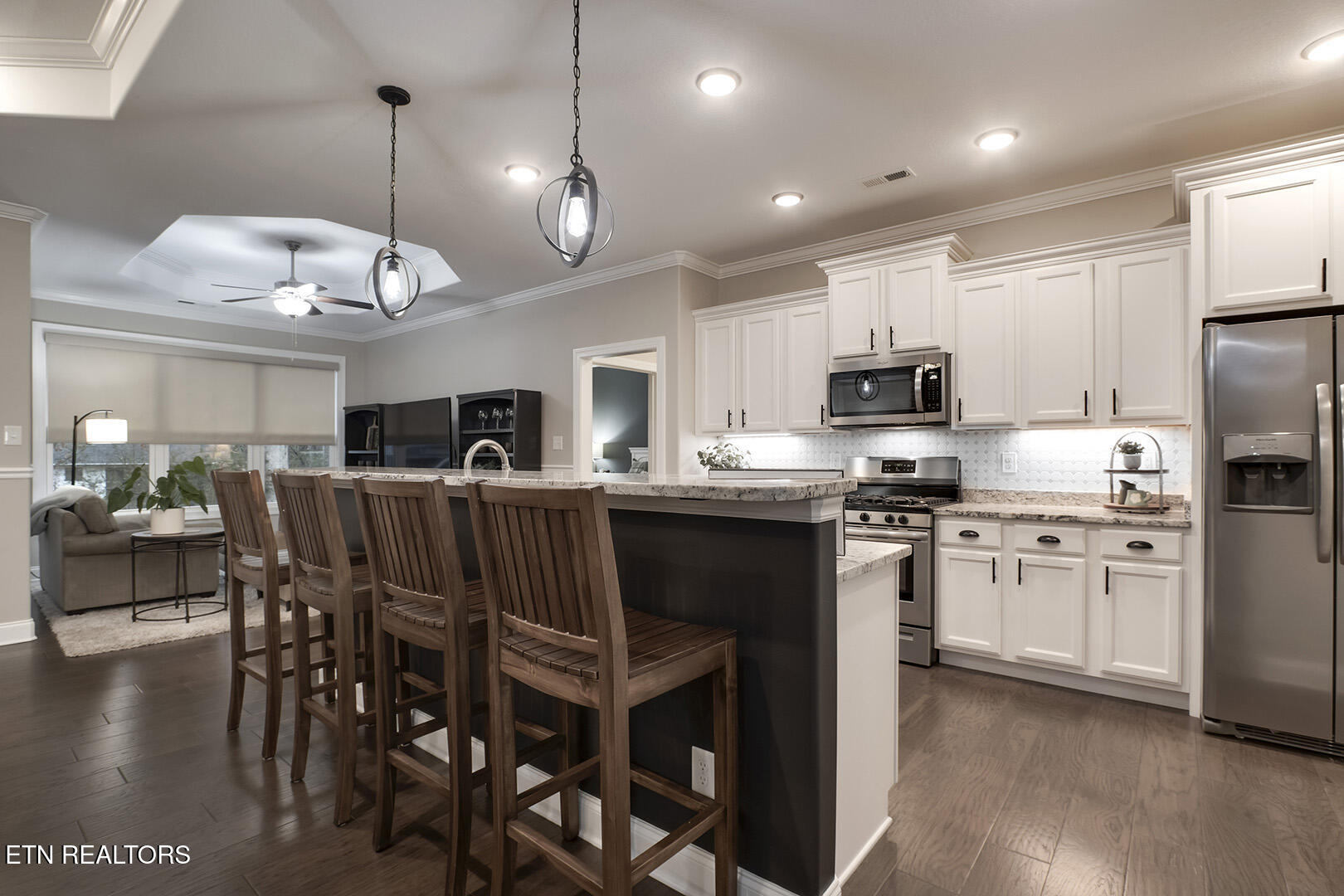 Loudon, Tennessee 37774, United States, 3 Bedrooms Bedrooms, ,3 BathroomsBathrooms,Residential,Pending,3551