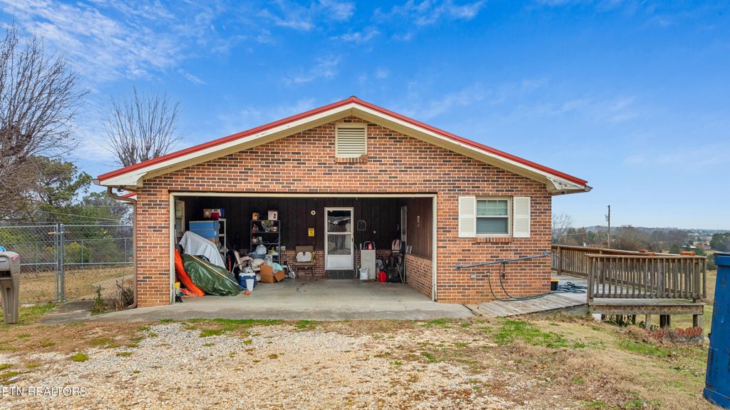 Photo of 8055 Steekee Creek Rd, Loudon, TN 37774 (MLS # 1323749)