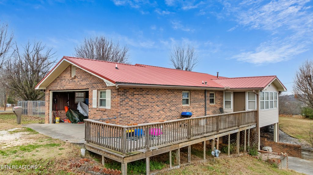 Photo of 8055 Steekee Creek Rd, Loudon, TN 37774 (MLS # 1323749)