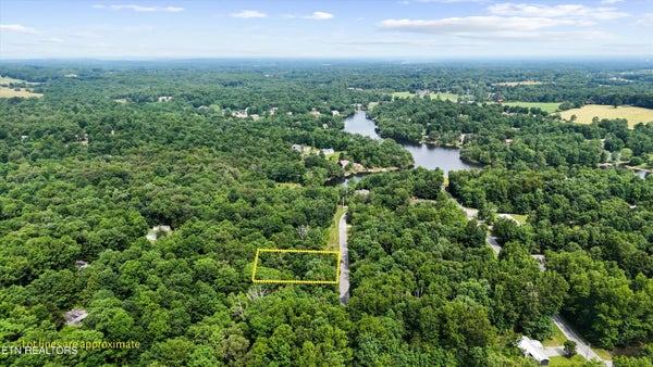 3029 NOCATEE TRCE, CROSSVILLE, TN 38572 - Image c2d7212812573dd429ea80ecebbb2b78/3075410147